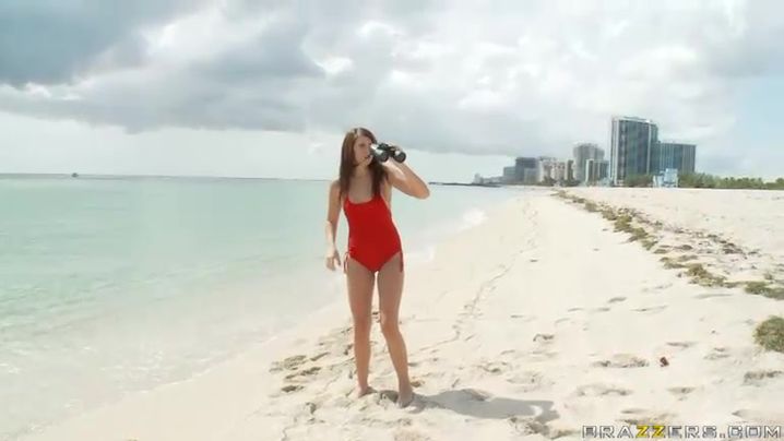 Enticing Skyla Paige with wet cuchy receives a strong meat member